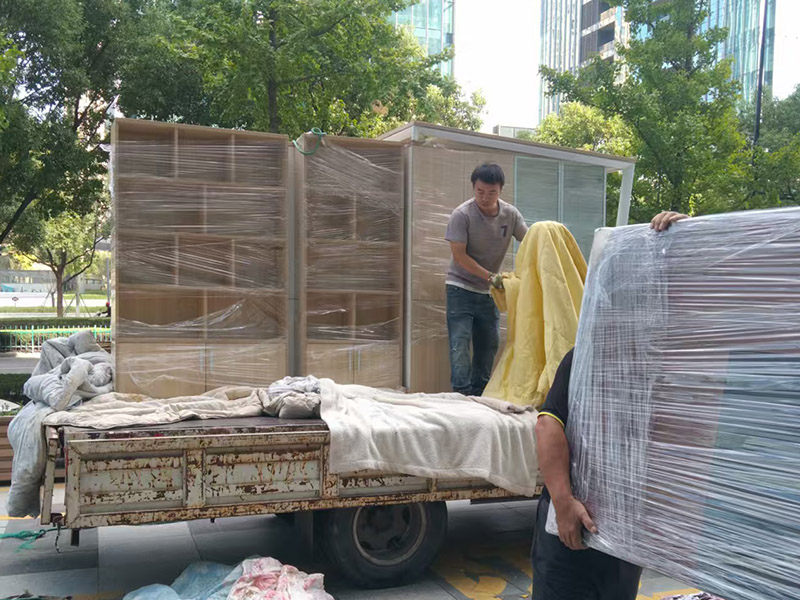 办公家具装车卸货